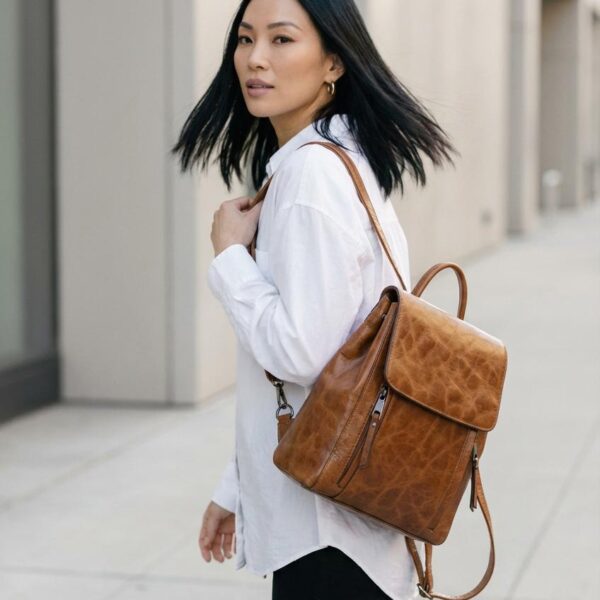 Montmarte Convertible Full-Grain Leather Backpack - 5